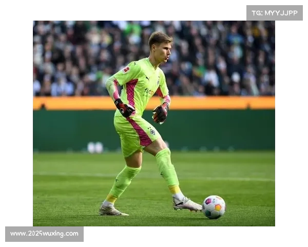 尼古拉斯奋力扑救 门兴依旧难逃败局 尼古拉斯奋力扑救 门兴依旧难逃败局